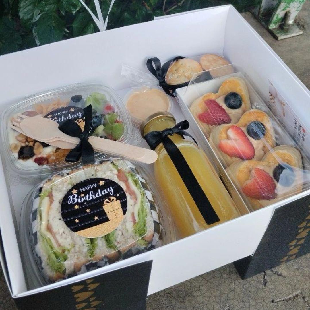 Box lunch premium con postre